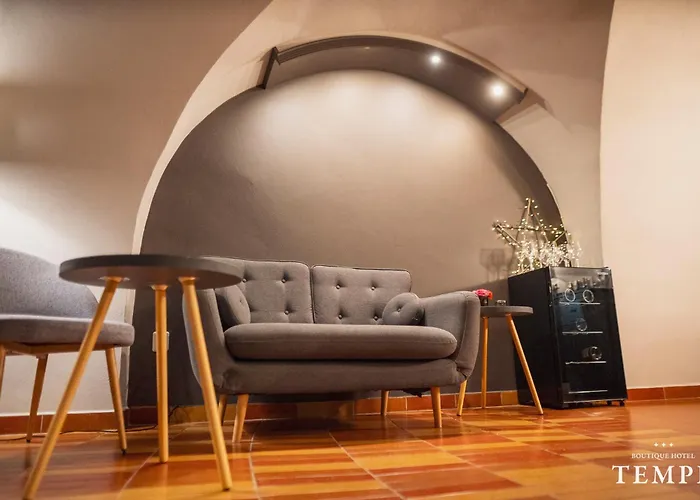 Boutique Templ Hotell 3*